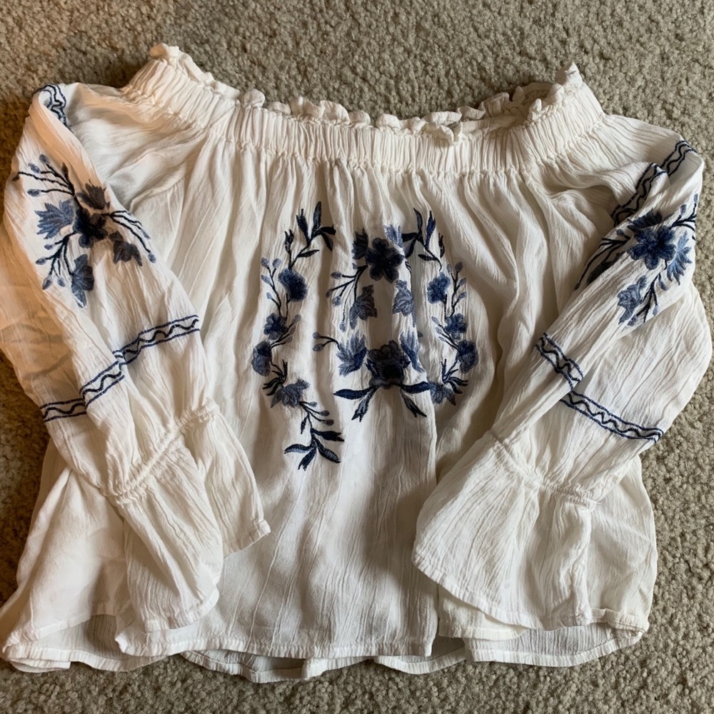 American Eagle Top